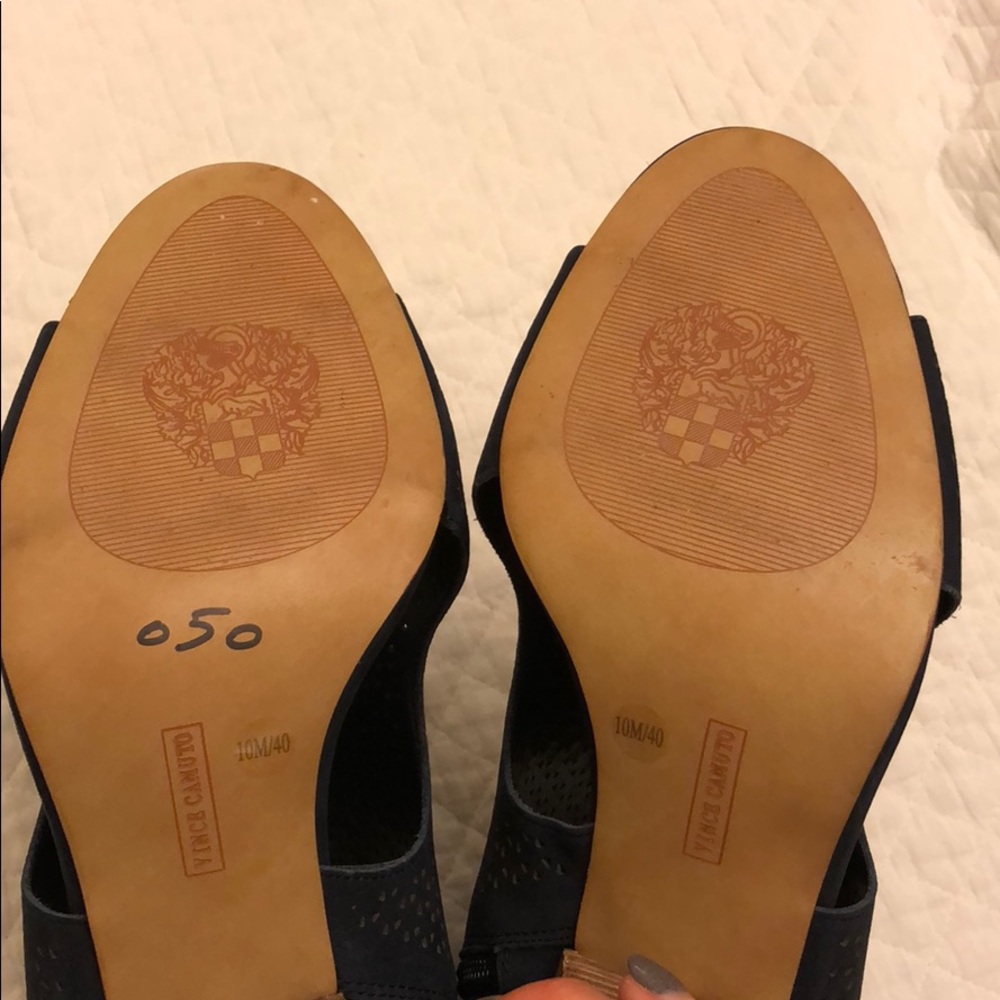 Vince Camuto Leather Booties - Picture 4 of 4